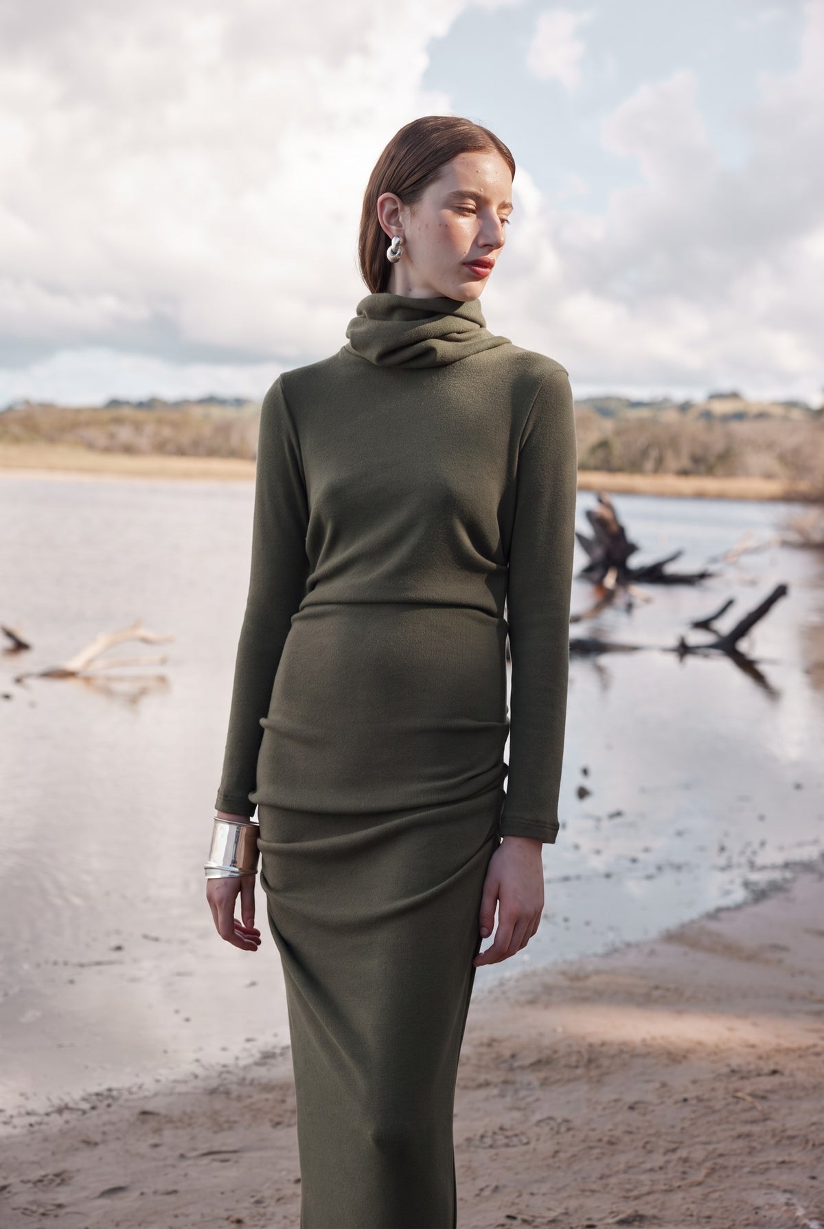 REMOVABLE SNOOD DRESS - OLIVE